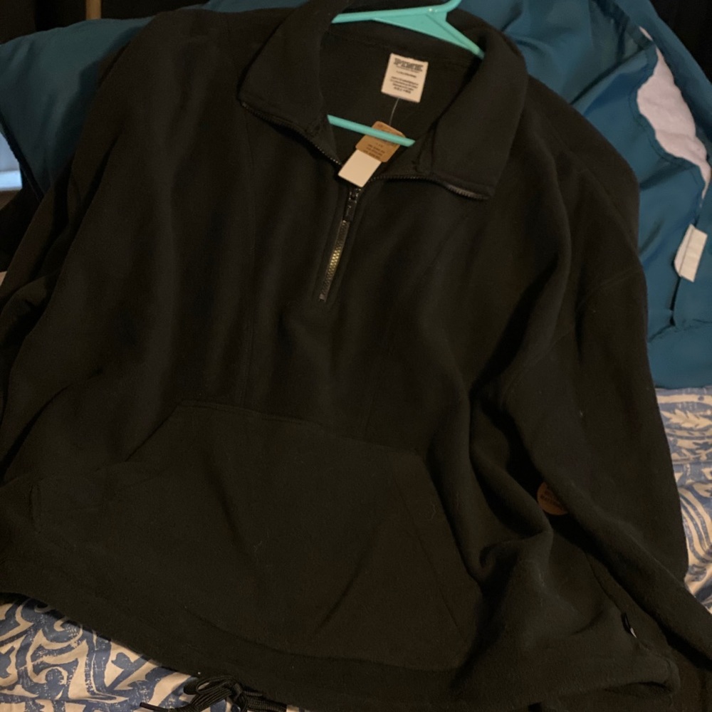 Crop Victoria secret pull over